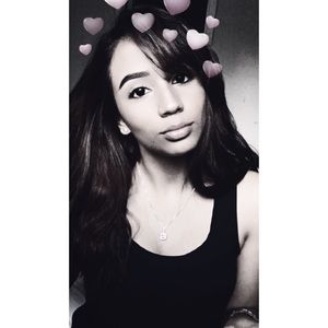 Meet your Posher, Sharon